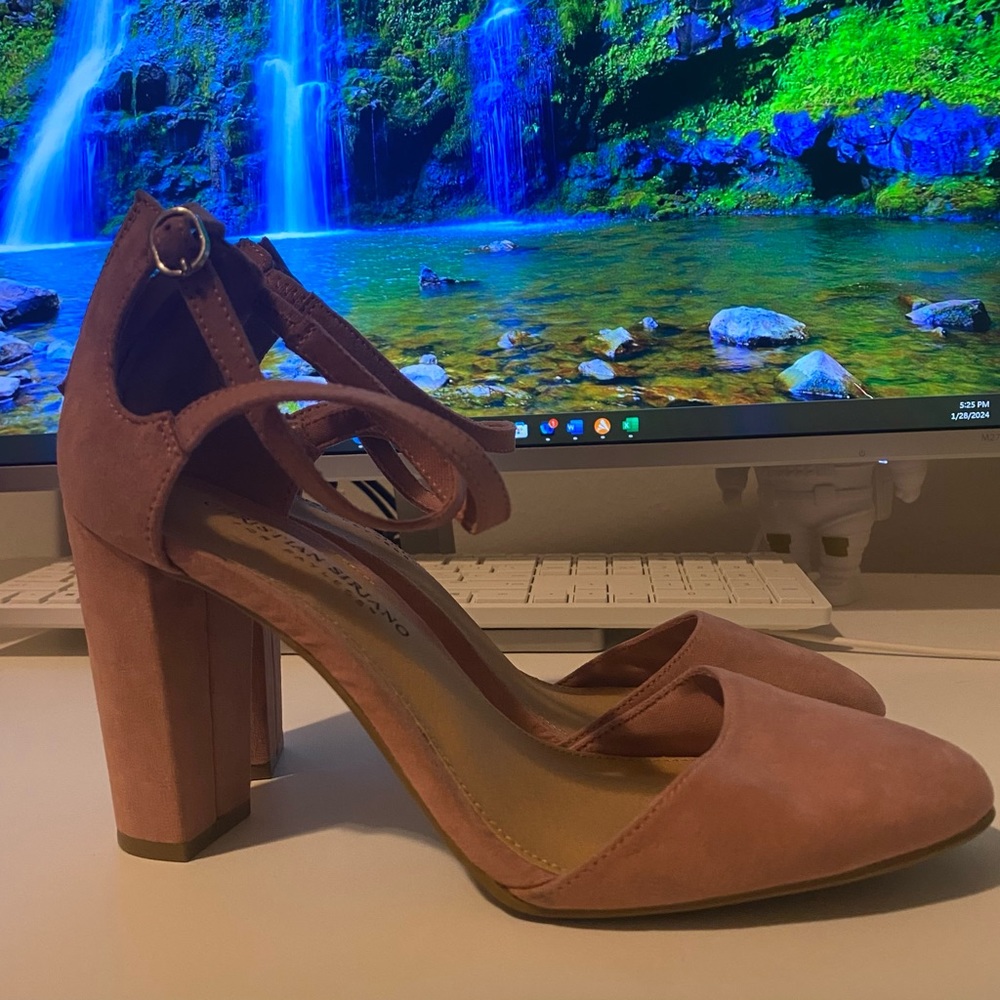 Christian Siriano Pumps